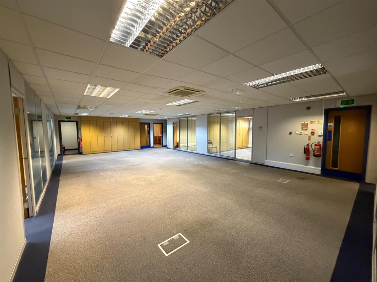 16, Hilton Square Pendlebury, Manchester, photo 15